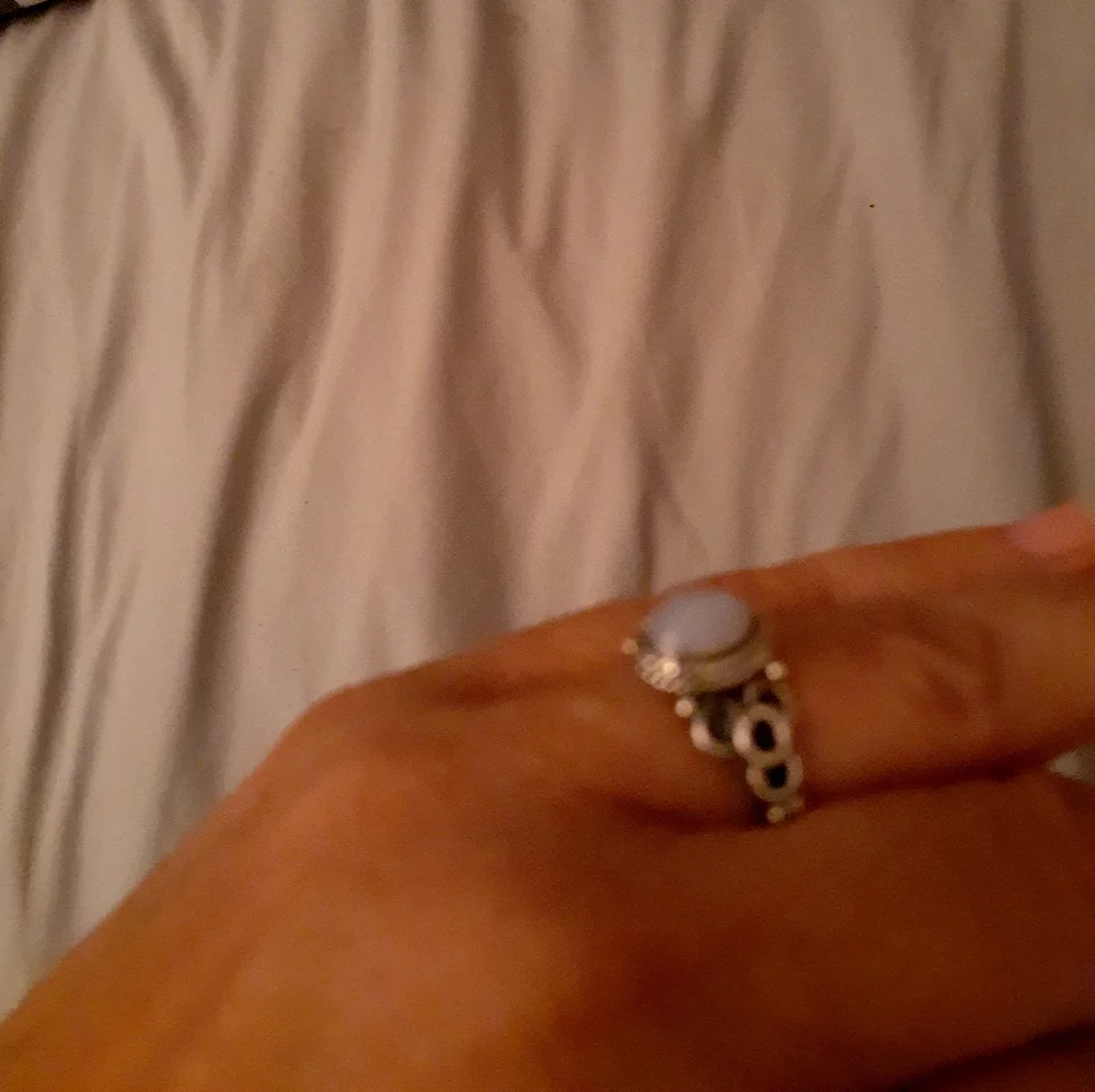 Crystal ring - Picture 1 of 1